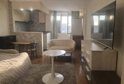 Garsonieră semidecomandată în Costin Georgian