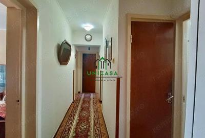 Apartament cu 3 camere semidecomandat în Traian - 8
