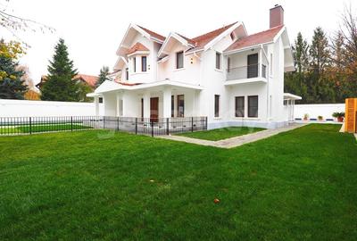 Vila cocheta amplasata langa padure cu piscina proprie - 28