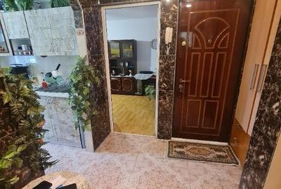 Apartament cu 2 camere decomandat în Radu Negru - 3