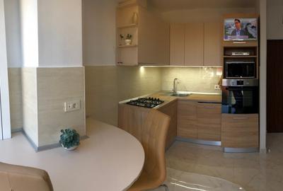 Apartament cu 2 camere semidecomandat în 1 Mai - 5