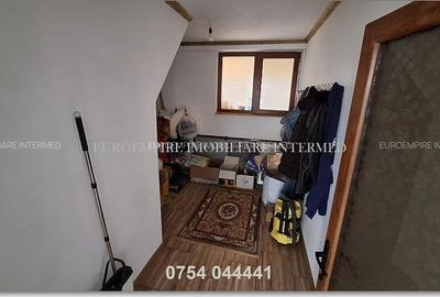 Casă cu 5 camere cu Teren 540 Mp în Km 5 - 16