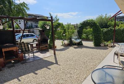 Vila/Pensiune Mamaia-Sat , zona Scoica /Acceptam  si schimb - 2