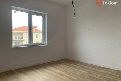 Casă cu 5 camere cu Teren 571 Mp în Giarmata - 10