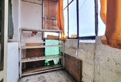 Apartament cu 3 camere decomandat în Lujerului - 15