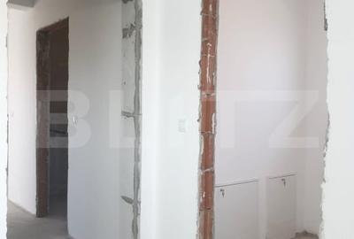 Duplex cu 4 camere cu Canalizare în Moșnița Nouă - 8
