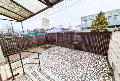 Casă cu 10 camere cu Teren 265 Mp în Găvana - 8