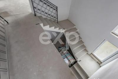 Casă cu 5 camere cu Teren 1553 Mp în Silagiu - 9