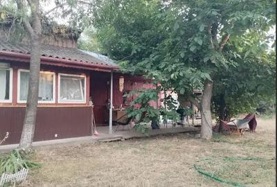 Teren cu doua corpuri casa - 35000 eur - 3