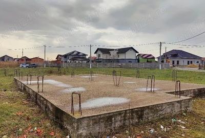 Teren de 330 mp, în Central - 2
