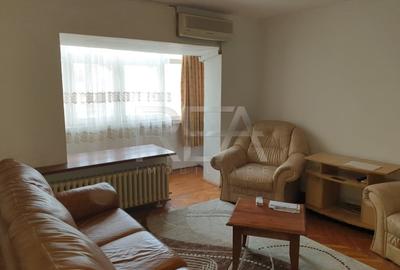 Apartament cu 4 camere semidecomandat, mobilat în Unirii - 1