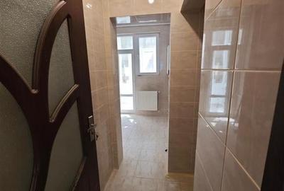 Vanzare apartament 3 camere | Piata Romana metrou | etaj 1/4 | decomandat | reno - 3