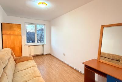 Apartament doua camere, semidecomandate, str. Aleea Petuniei, - 9