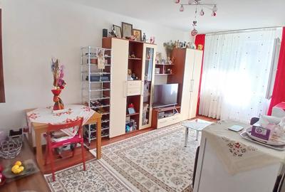 Apartament cu 3 camere decomandat, mobilat în Berceni - 3