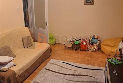Apartament cu 2 camere semidecomandat, mobilat în 23 August - 1