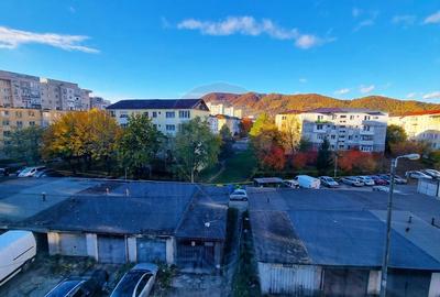 Apartament 3 camere de inchiriat - spatios, complet mobilat si utilat Apartament 3 camere de inchiriat - spatios, complet mobilat si utilat - 8