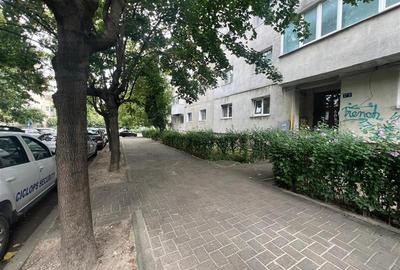 Apartament cu 3 camere decomandat în Bistrița Lac - 2