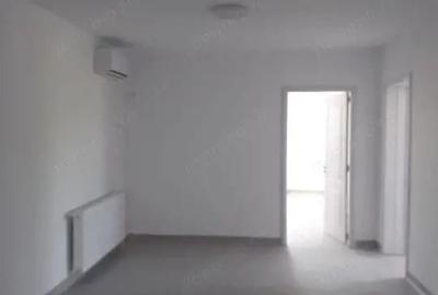 Inchiriere cladire comerciala 590 mp si teren 5158 mp Targoviste - 2