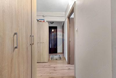Apartament cu 5 camere decomandat, mobilat în Micălaca - 6