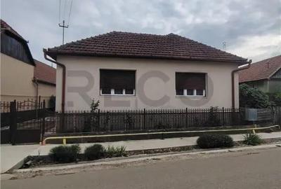 Casă cu 5 camere cu Teren 1550 Mp în Suplacu de Barcău - 16