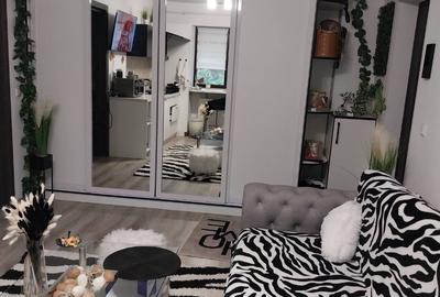 Apartament cu 2 camere circular, mobilat în Baza 3 - 1