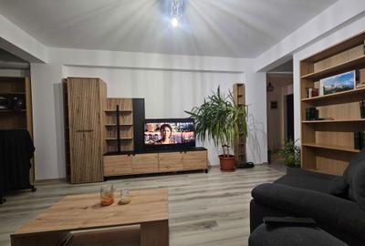 Apartament cu 2 camere decomandat în Vest