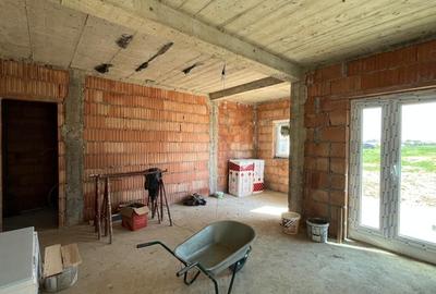 Duplex cu 4 camere cu Canalizare în Urseni - 3