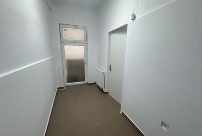Spațiu comercial, de 80 mp, în Nerva Traian - 2