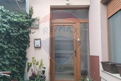 Casă cu 4 camere în Central - 7