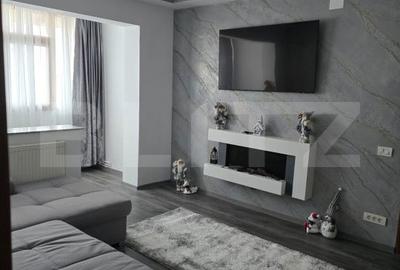 Apartament cu 2 camere semidecomandat în 9 Mai - 5