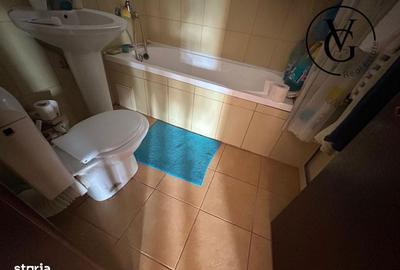 Casă cu 4 camere cu Teren 1254 Mp în Central - 1