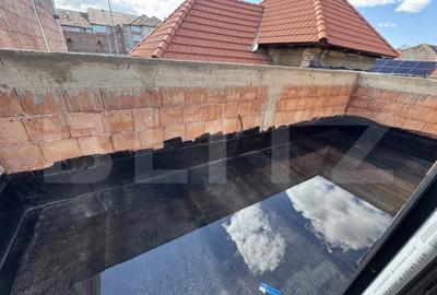 Apartament cu 3 camere decomandat în Central - 1