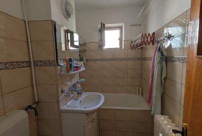 Apartament cu 3 camere decomandat în Nord - 8