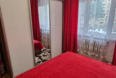 Apartament cu 3 camere, 80 mp, renovat complet, Reșița, Bld. Republicii - 4