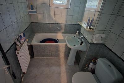 Apartament cu 2 camere decomandat în Mârșa - 10