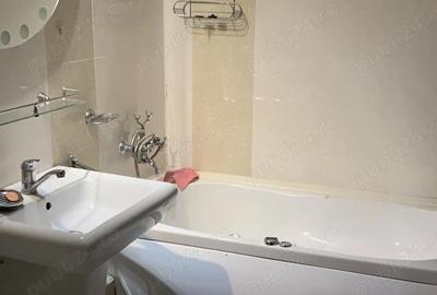 Apartament cu 3 camere decomandat în Central - 1