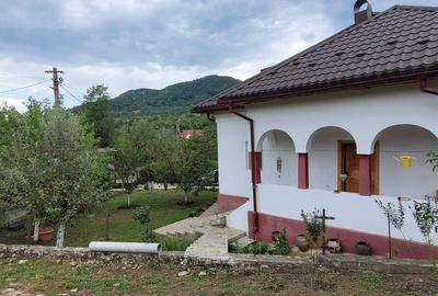 Casă cu 4 camere în Corbi - 3