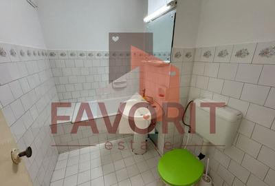 Decomandat. Model spatios. Disponibil imediat. Etaj intermediar. - 16