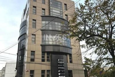 Spațiu comercial, de 80 mp, în Palat