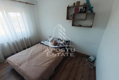 Apartament cu 3 camere, zona Mehala, Centrala Proprie - 2