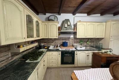 Casă cu 4 camere cu Teren 300 Mp în Rădăuți - 10