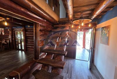 Casă cu 7 camere cu Teren 1000 Mp în Șișești - 2