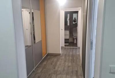 Apartament cu 2 camere decomandat în Central - 1