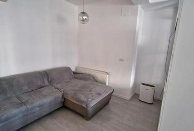 Apartament cu 3 camere decomandat în Aradului - 11