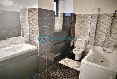 Royal Imobiliare - Vanzare apartament 3 camere zona 9 Mai - 8