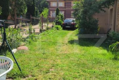 Casă cu 7 camere cu Teren 375 Mp în Central - 2