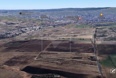 Teren intravilan de vanzare, 1,5 H, vedere panoramica, zona Iris-Auchan - 1