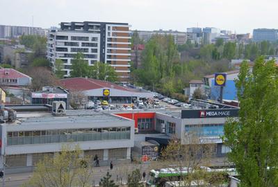 Apartament cu 4 camere decomandat în Sud - 3