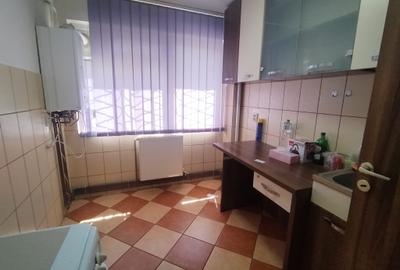 Spațiu comercial, de 50 mp, în Podu Roș - 8
