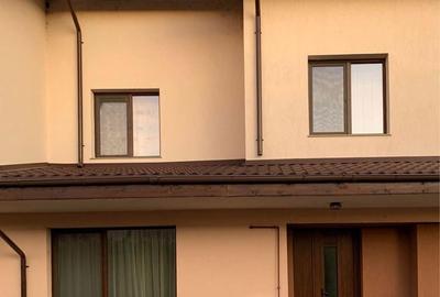 Casă cu 4 camere cu Teren 150 Mp în Central - 2